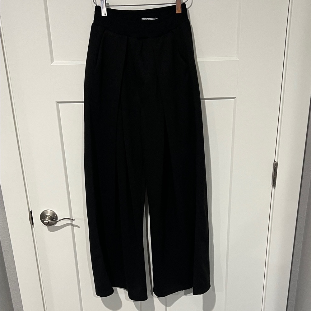 Mamie Elegant Black Pleated Cropped  Wide-Leg Pants Sz L